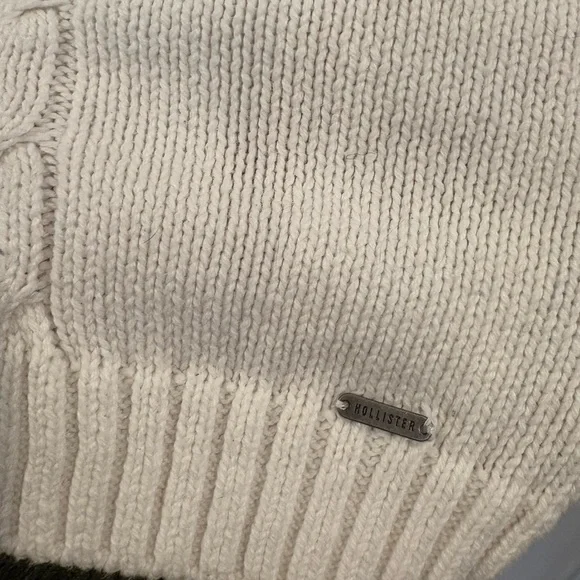 Hollister Cropped Cardigan - Picture 3 of 4